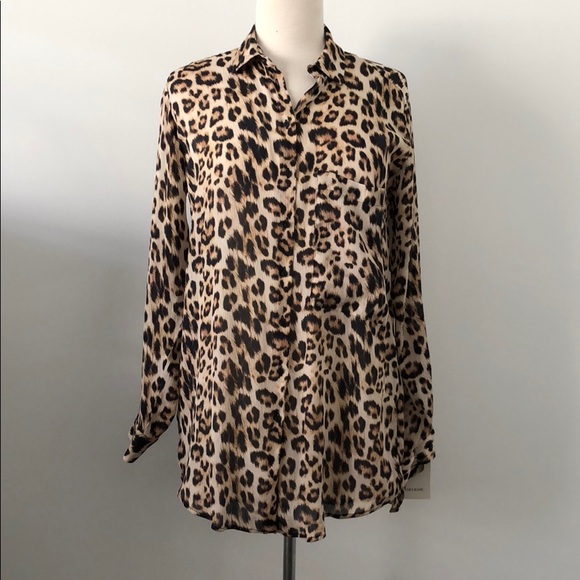 Zara Tops - 🚫SOLD Zara leopard print button down